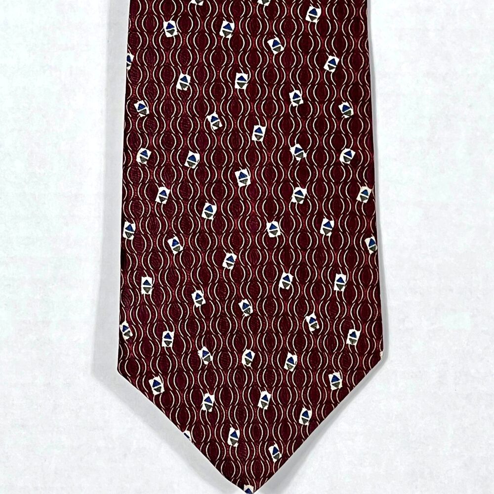 Geoffrey Beene Silk Tie 4" x 59" Maroon Ogee Pattern Made in USA